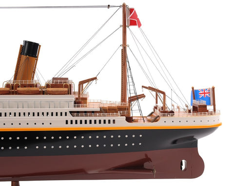 RMS Titanic - exclusive model of the legendary ship