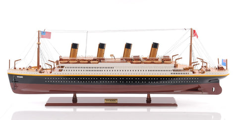 RMS Titanic - exclusive model of the legendary ship