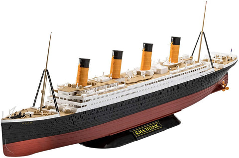 RMS TITANIC - Plastic Modelling Kit By Revell