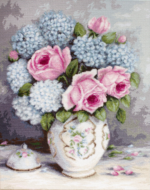 Roses and Hydrangeas SBA2322 - Cross Stitch Kit