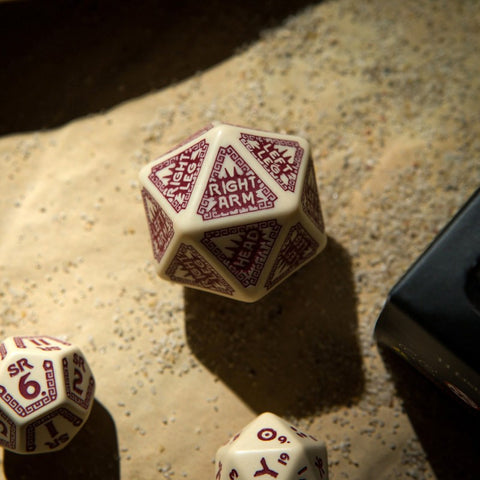 Runequest expansion Dice set beige and burgundy