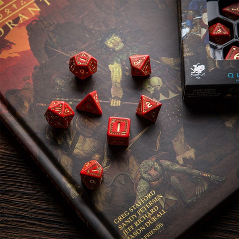 Runequest Dice Set red and gold