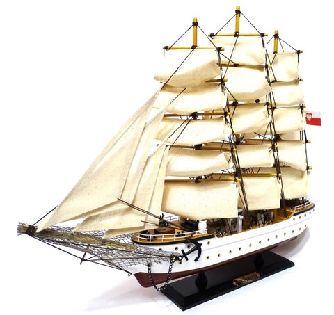 Sailing Ship Model Dar Pomorza Height 50cm | DARPOM50