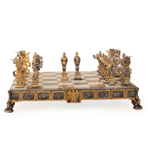 Sigfrid - the Mythological King of the Nibelungs People: Extra Luxurious Chess Set