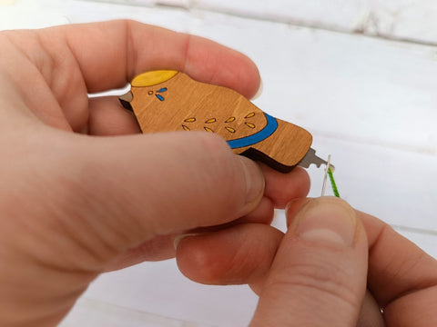 Blue Bird Needle Threader, Wooden Sewing Tool, 4 × 5 cm, 3 mm Plywood, Kind Fox by Wizardi