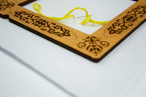 Magnetic Square Embroidery Hoop 15 x 15 cm, 6 mm, for Cross Stitch, Appliqué and Thin to Medium Fabrics by Embroidery Craft