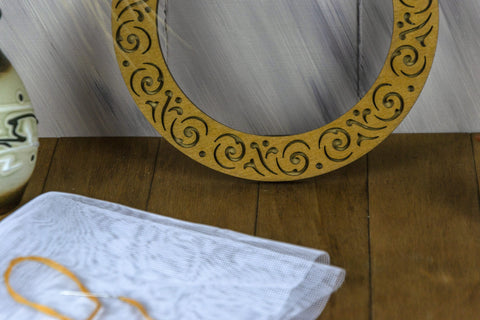 Oak Magnetic Embroidery Hoop 18 cm, Adjustable Fabric Tension, Embroidery Craft, Natural Wood for Cross Stitch and Needlework