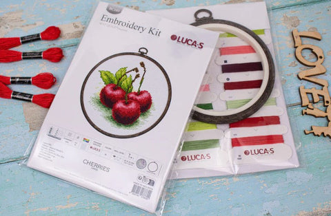 Luca-S Cherry Cross Stitch Kit with Hoop, Aida Fabric, 10x10 cm, Beginner Set