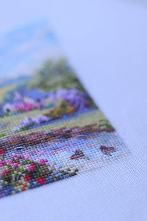 Cross Stitch Embroidery Kit Spring Design, Merejka, 11.5 x 11.5 cm Finished Size, Aida Fabric, Cotton Threads, Needle and Instructions