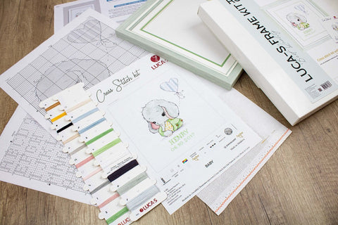 Luca-S Universal Embroidery Frame Kit, Adjustable Tension for Cross Stitch
