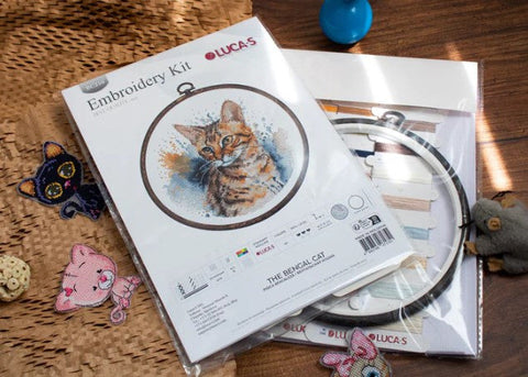 Luca-S Bengal Cat Cross Stitch Kit 16x16cm with Embroidery Hoop Gift Set