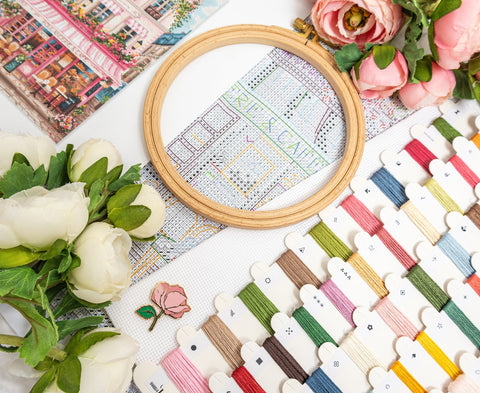 Cross Stitch Kit Sweet Parisian Street, Letistitch, 19×27 cm, Zweigart White Aida 16 Count, 54 Cotton Thread Colors