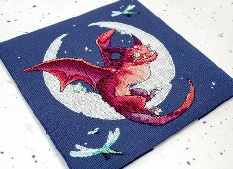 Cross Stitch Kit Dragon 20 x 19 cm, LetiStitch, Zweigart Aida 16ct, Anchor Cotton Threads