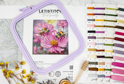 Cross Stitch Embroidery Kit with Floral Honey Motif, Letistitch, 23 x 23 cm, Aida Fabric and Cotton Threads