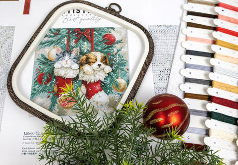 Christmas Cross Stitch Kit, Christmas Naps Design, 24 x 24 cm, Letistitch, Zweigart Aida 16 ct, 34-Color Cotton Threads