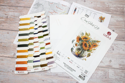 Luca-S Counted Cross Stitch Kit Sunflower in Vase 24x27cm Aida Fabric Threads Needle