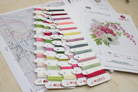 Luca-S Spring Bouquet Cross Stitch Kit 25x23cm Aida Fabric Threads Needle Pattern