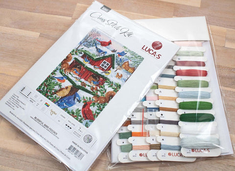 Luca-S Counted Cross Stitch Kit Bird Feeder on Aida Fabric 25x33 cm