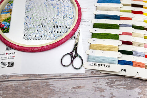 Letistitch Cross Stitch Kit, Sunny Day Landscape, Multicolor Embroidery, 26 × 26 cm, Beginner and Advanced DIY Hobby Craft