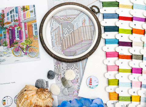 Counted Cross Stitch Kit Seaside City Landscape, Letistitch, 29 x 23 cm, Zweigart Aida 16 ct, 50 Colors, 100% Cotton