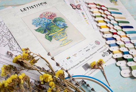 Hydrangea Blooms Cross Stitch Kit 30x22cm, LetiStitch, Zweigart Aida 16ct, Anchor Cotton Threads, Intermediate Level