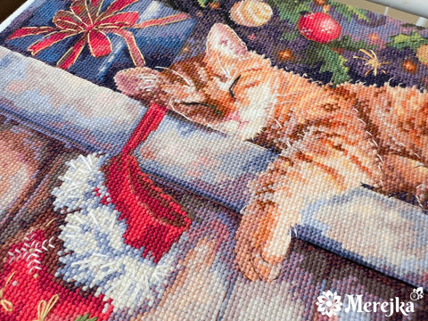 Merejka Christmas Cross Stitch Kit, Santa’s Helper Design, 30 x 39 cm, Fabric, Thread, Needle, Chart & Instructions