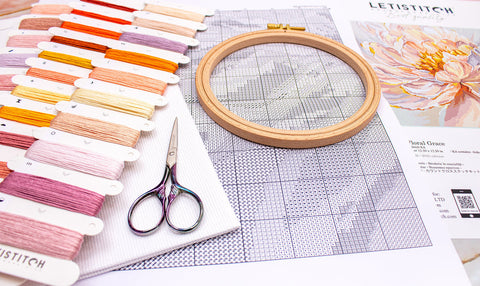 Floral Cross Stitch Kit, Letistitch Embroidery Set with Cotton Threads, Canvas, Needle and Pattern, Finished Size 32 × 32 cm