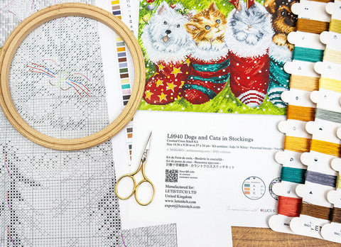 Christmas Cross Stitch Kit with Dogs and Cats in Stockings, Letistitch, Multicolor, 37 x 24 cm, Canvas, Cotton Threads, Needle