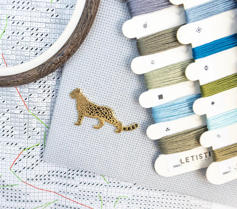 Cross Stitch Kit, Animal-Themed Design, Letistitch Zweigart Aida 16 ct, 37x27 cm, 34 Cotton Thread Colors