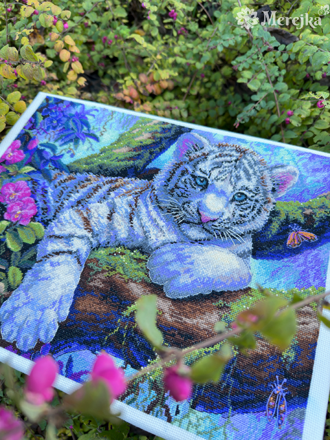 White Tiger Cross Stitch Embroidery Kit, Merejka, 37 × 29 cm, Detailed Pattern and Supplies for Wall Decor