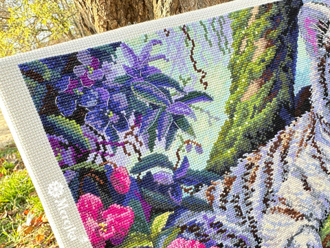 White Tiger Cross Stitch Embroidery Kit, Merejka, 37 × 29 cm, Detailed Pattern and Supplies for Wall Decor