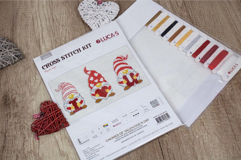 Luca-S Valentine Gnomes Counted Cross Stitch Kit, Canvas, Threads, Needle Pattern