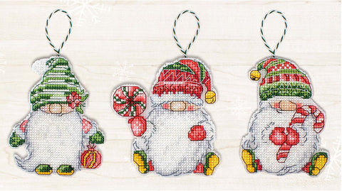 Luca-S Christmas Gnomes Cross Stitch Kit w/ Fabric, Threads, Needle & Chart