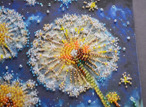 Abris Art Bead Embroidery Kit with Printed Canvas, Deco Scenes “Let the Dream Fly in the Wind,” 17 × 29 cm, 15 Colors