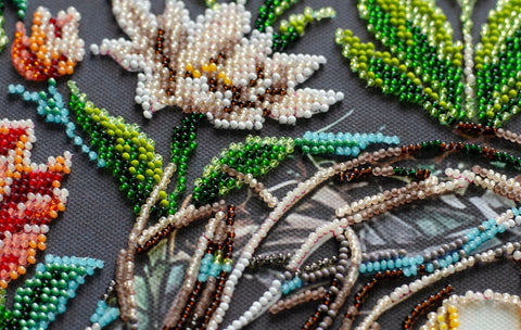 Bead Embroidery Kit Cherish Traditions, Nature-Themed Picture, 30 x 41 cm, 21 Colors, Approximately 14,110 Beads, Abris Art