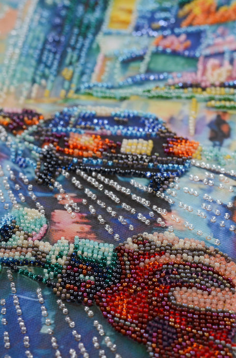 Bead Embroidery Kit Cityscape, 26 x 33 cm, 27 Bead Colors, 7419 Beads, Abris Art, “Escape from Routine”