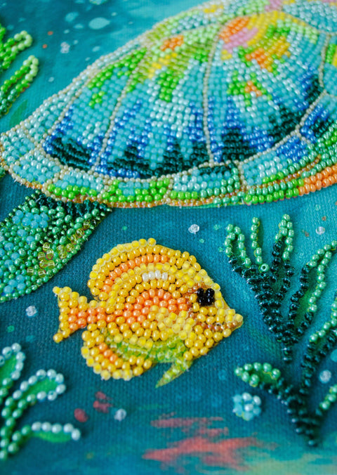 Bead Embroidery Kit with Ocean and Animal Design, Abris Art, 21x21 cm, 24 Colors, 4996 Beads