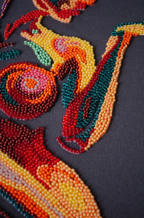 Bead Embroidery Kit for Woman Portrait, Abris Art, 25 x 29 cm, 13 Colors, 6324 Beads, Beginner-Friendly Craft Set