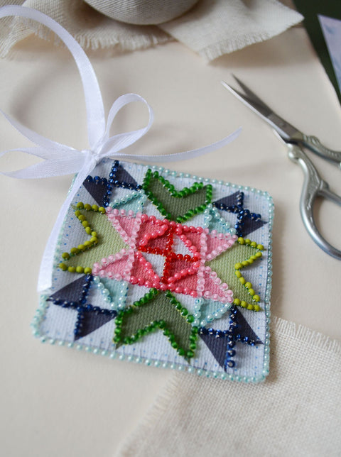 Spring Kaleidoscope Beaded Decoration, 642 Beads, 8 Colors, 13.2 x 6.6 cm, Abris Art AABT-047