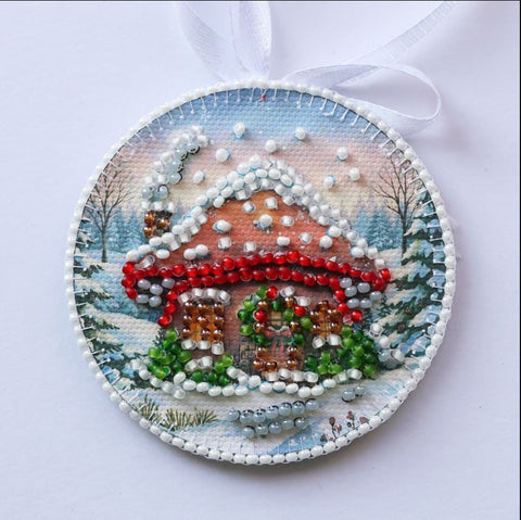 Christmas Beaded Embroidery Kit, Winter Forest Ornament, Cross Stitch on Printed Canvas, 13.2 x 6.6 cm, Abris Art