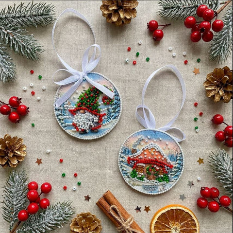 Christmas Beaded Embroidery Kit, Winter Forest Ornament, Cross Stitch on Printed Canvas, 13.2 x 6.6 cm, Abris Art
