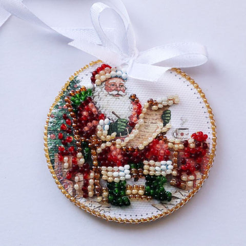 Christmas Bead Embroidery Kit, Santa’s Sleigh Decoration, Abris Art, 13.2 x 6.6 cm, 12 Colors, 712 Beads