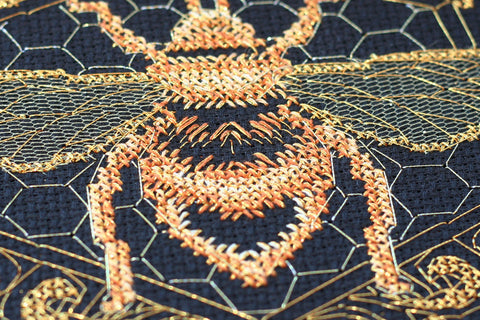 Cross Stitch Kit, Golden Bee on Black 14 Count Canvas, Abris Art AH-063, 140 x 180 mm, Metallic Threads