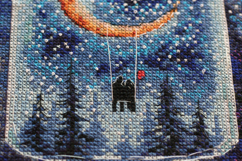 Cross Stitch Kit for Lovers’ Moon, Abris Art, 14 Count Dark Blue Aida, 33 Colors, 220 x 280 mm Romantic Design