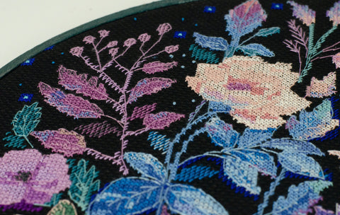 Cross Stitch Kit with Floral Design, Black 14 Count Canvas, 30 x 30 cm, 34 Thread Shades, Abris Art Night Euphoria