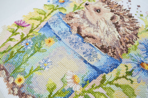 Cross Stitch Kit “Little Scout” 22x23 cm, Abris Art, 14 Count White Canvas, 25 Thread Colors, SAGA Chart