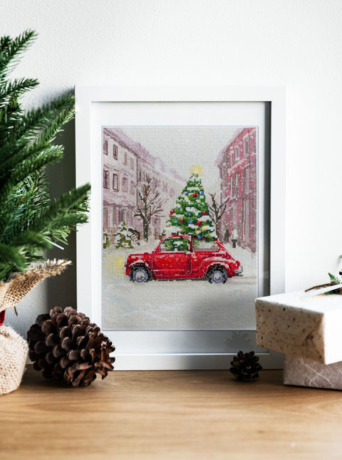 Winter Holiday Cross Stitch Kit, 25 x 20 cm, Abris Art, 14 Count White Canvas, 29 Colors, SAGA Chart