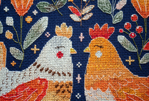 Cross Stitch Kit, Best Chicken Friends Scene, Abris Art, 23 x 23 cm, 14-Count Dark Blue Fabric, 22 Colors