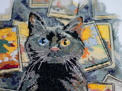 Cat Cross Stitch Kit, Abris Art “Nuojauta” Deco Scenes, 14 Count White Canvas, 19 x 28 cm, 29 Thread Colors