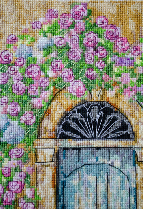Cross Stitch Embroidery Kit La Dolce Vita Cityscape, Abris Art, 18 Count White Canvas, 16x25 cm, 45 Colors